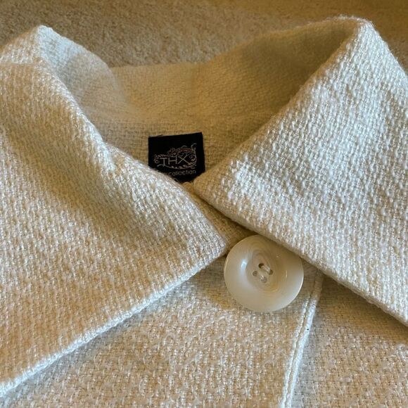 EUC Cropped THX 3/4 Sleeve Blazer - Picture 3 of 10